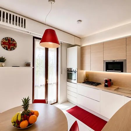 San Siro Ippodromo Apartamento *